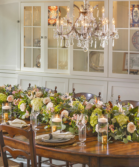 Blush Garden Floral Table Runner Centerpiece