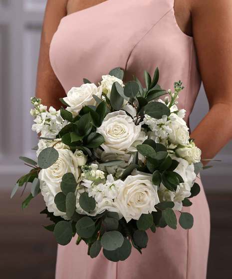 Bridesmaid White Garden Style Hand-tie Bouquet