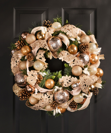 Champagne Toast - 2023 Limited-Edition Christmas Wreath