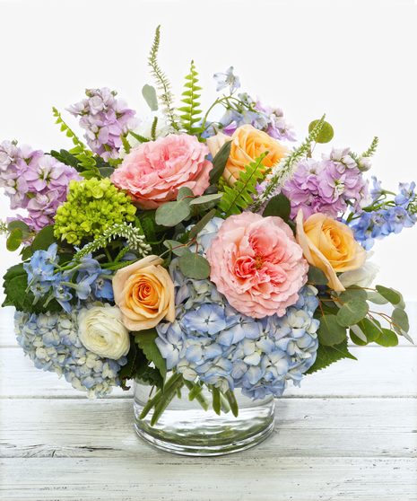 hydrangea and garden rose bouquet