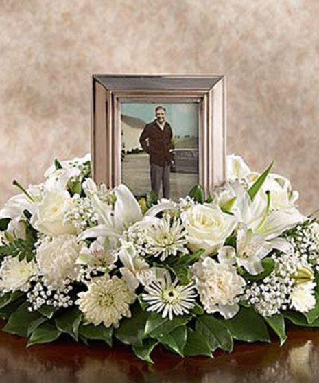 Memorial Table Wreath