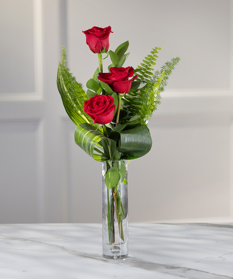 Deluxe Red Rose Budvase