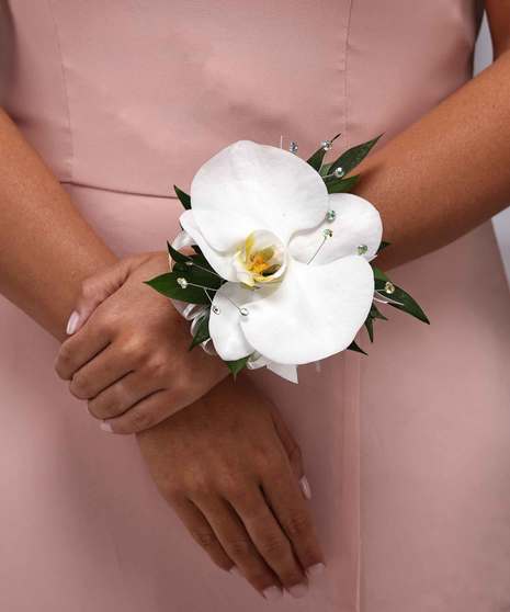 White Sweetheart Rose Wrist Corsage By Carithers Flowers